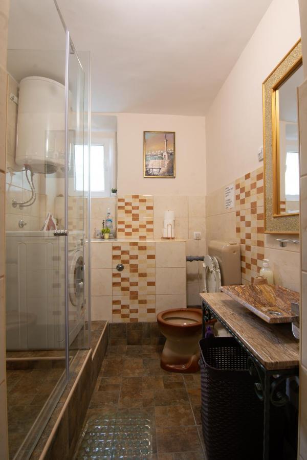 Top Spot Apartment Beograd Eksteriør billede